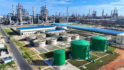 中國石油提速煉化轉(zhuǎn)型打造"產(chǎn)品巨人"